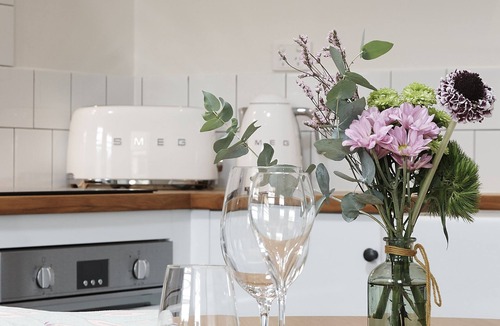 Light Pass Cottage | Tomfoolery Winegrower's Cottage