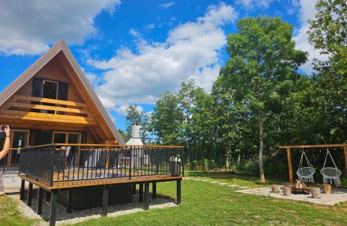 Lovinac Ski Chalet | Tomina Koliba Lika