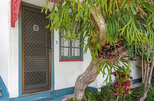 Coolangatta Apartment | Tondio Terrace Flat 5 - Pet Friendly