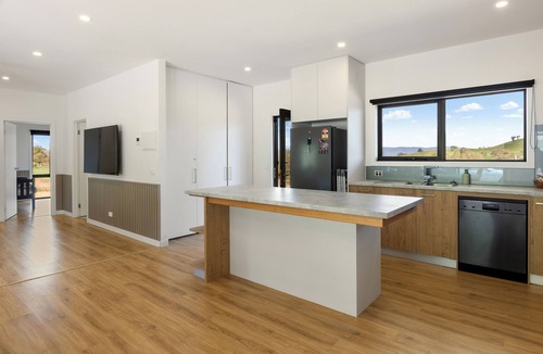 Mansfield Cabin | Tonga Gully #2 - Mansfield