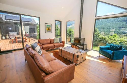 Wandiligong House | Tonga Park Retreat