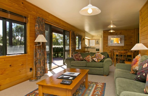Turangi Cabin | Tongariro Lodge