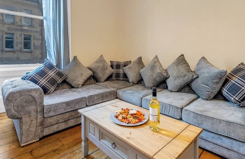 Leith House | Tony Asga - Jasmine Apartment