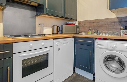 Leith House | Tony Asga - Jasmine Apartment