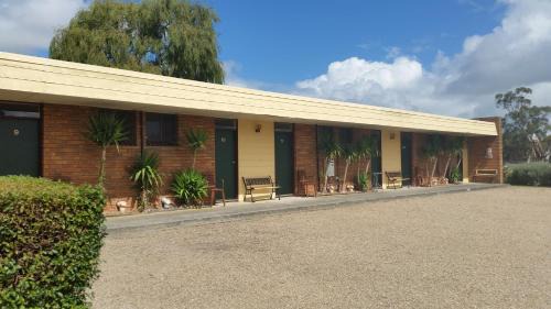 Toora Hotel | Toora Lodge Motel