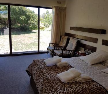 Toora Hotel | Toora Lodge Motel