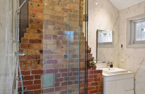 Seville Hotel | Tooroonga Park - Yarra Valley