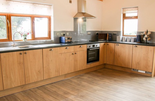 Angelbank Cottage | Toot View