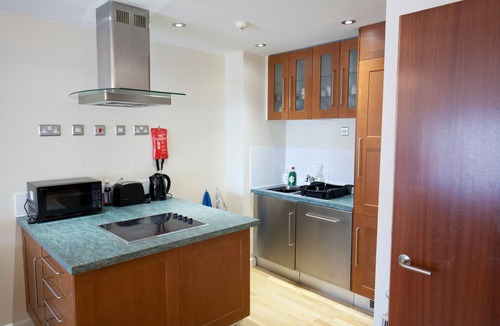 Ipswich Apartment | Toothbrush Apartments - Central Ipswich - St Peters St