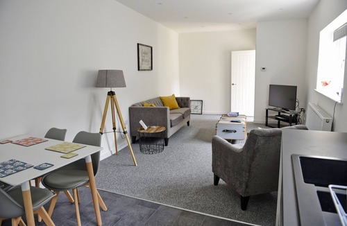 Ipswich Apartment | Toothbrush Apartments - Central Ipswich - Fore St