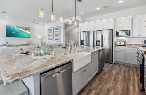 Thomas Drive House | 🏖 Tootsies Beachfront Getaway! Exceptional, New, Beachfront Home with Pool!