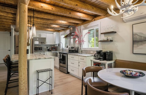 Jemez Springs Cabin | Top 1% River Oasis & Hot Springs Nearby
