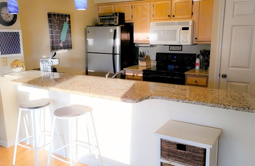 Cherry Grove Beach Condo | Top-3rd Floor Condo, minutes from Beach w/Free Passes to local gym, no elevator