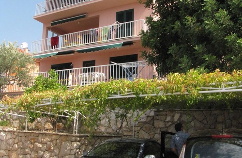 Blato Apartment | Top apartment for 6 P., south. Location, oceanfront, boat mooring, bike hit!