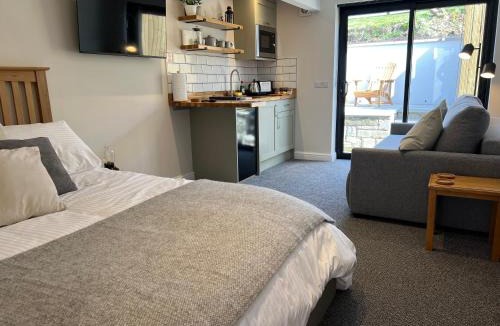 Lumbutts House | Top Brink Inn