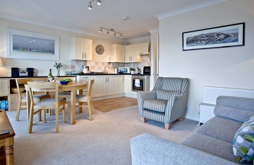 Brixham Apartment | Top Deck 6 - Linden Court