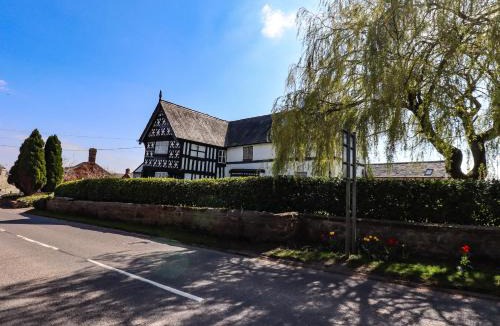 Felton House | Top Farm House