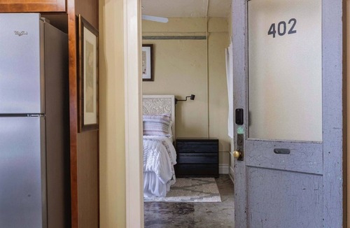 Downtown Springfield Apartment | Top Floor 2 Bedroom Loft Overlooking Downtown!