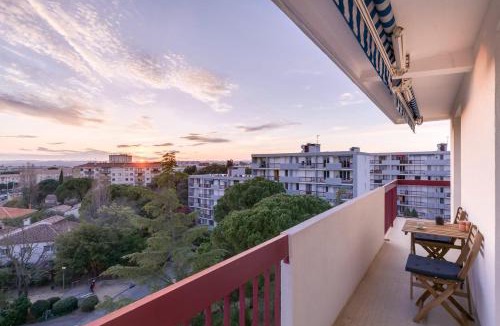Les Cevennes Apartment | Top floor apartment - 2 chambres, Free Wifi & Parking & Sunset by ImmoConciergerie