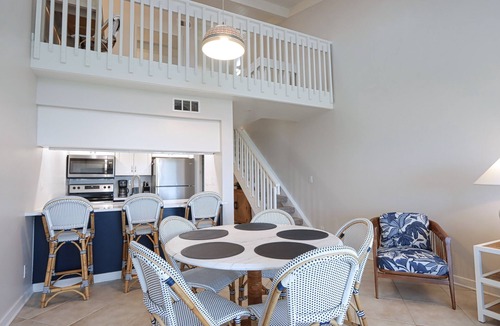 Captiva Condo | Top Floor, Beachfront, Two Bedroom Condo with Loft! Beach Villa 2023