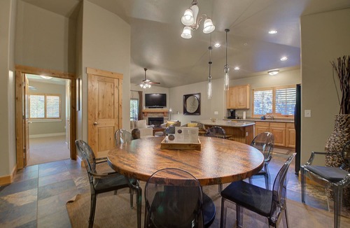 Bear Hollow Village Condo | Top Floor - Bear Hollow Condo - 3 BD/2 BA