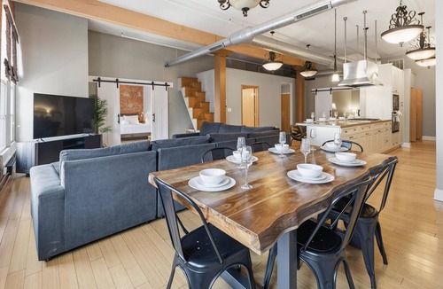Wholesale District Apartment | Top Floor Double Penthouse - 8BR - 20ft Ceilings