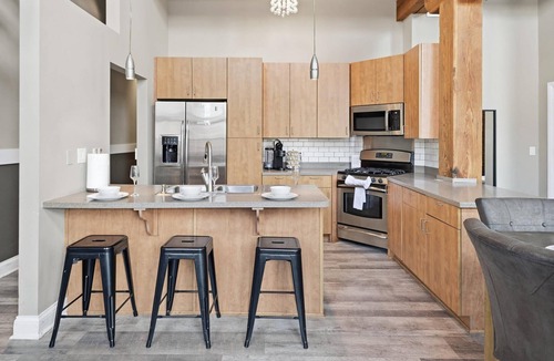 Wholesale District Apartment | Top Floor Double Penthouse - 8BR - 20ft Ceilings