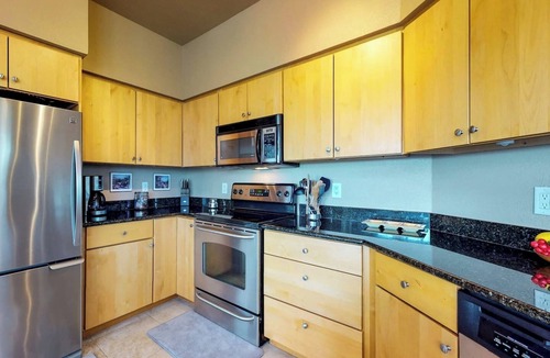 Highland Lake Estates Condo | Top Floor - Largest 1/1 Suite