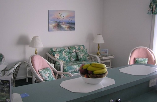Sea Trail Condo | Top floor with balcony, with a pool view, 4 minutes to beach