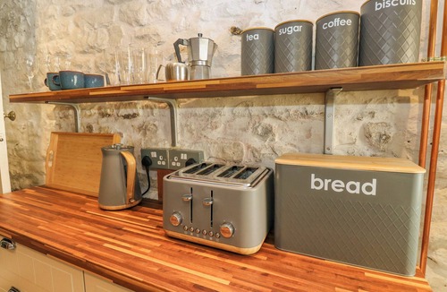 Tideswell Cottage | Top House