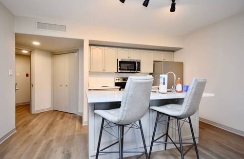 Oro-Medonte Apartment | Top Level Beautiful Suite