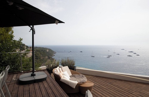 Old Town Villa | Top Location: Panoramic Villa with Pool Monaco Bay