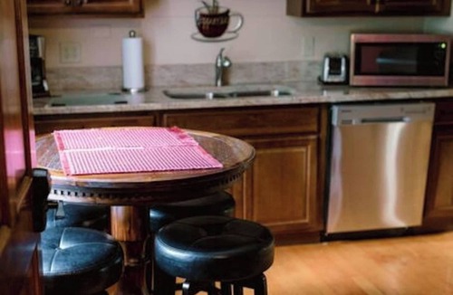 Lake Geneva Condo | Top location, no cleaning fee, everthings close G