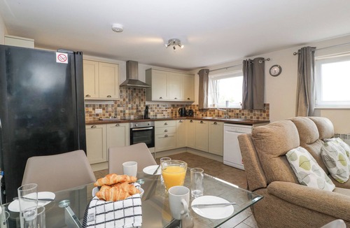 St. Brides Netherwent Cottage | Top Lodge