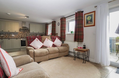 St. Brides Netherwent Cottage | Top Lodge