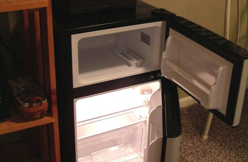 Asheville Ski Chalet | Top O' The Knob, Private Entrance, Romantic Getaway, Private Deck, and Fire Pit