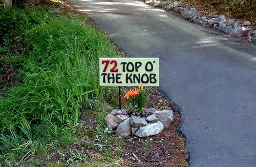 Asheville Ski Chalet | Top O' The Knob, Private Entrance, Romantic Getaway, Private Deck, and Fire Pit