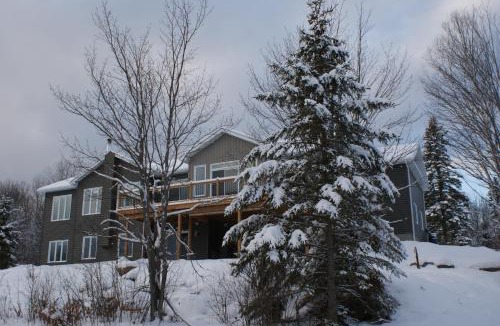 Eau Claire Bed & Breakfast | Top of Algonquin Bed and Breakfast