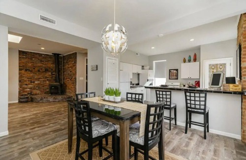 Soulard Apartment | Top of Geyer apartment