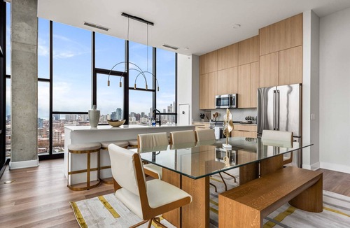 River West Apartment | Top of River West: Luxe Penthouse for Groups