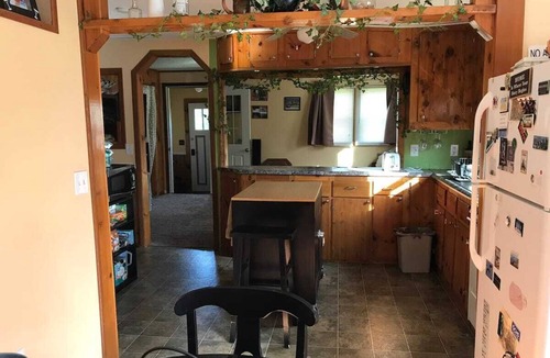 Waterloo House | Top of the Fingerlakes, relaxing retreat.