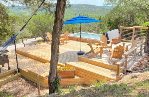 Leander House | Top-rated! Home in gated 4-acre with Game room, XL HotSpa, Firepit