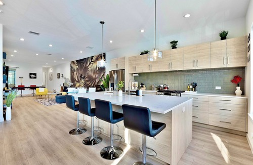 Dallas House | [Top Rated] Luxe Dallas Downtown Getaway w/Games+Arcades+Gym