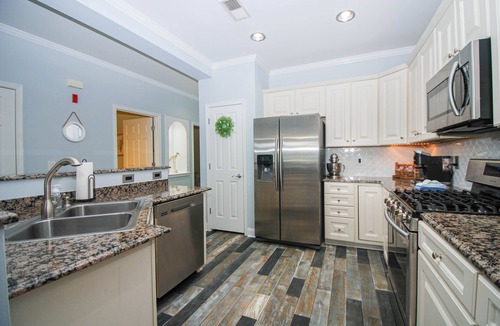 Mount Mourne Condo | Top Shelf Luxury Penthouse | 3 Bedrooms |Loft |Decks