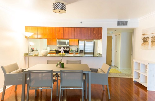 Brickell Apartment | Top Stay Miami - Gold Brickell w/Balcony & Parking