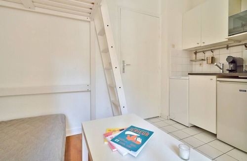 Batignolles Apartment | Top studio-Coeur du 17e - Bail Moyenne Durée (1FD)