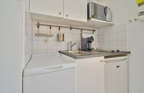 Batignolles Apartment | Top studio-Coeur du 17e - Bail Moyenne Durée (1FD)