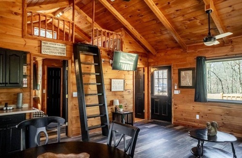 Board Camp House | Top the hill and chill!