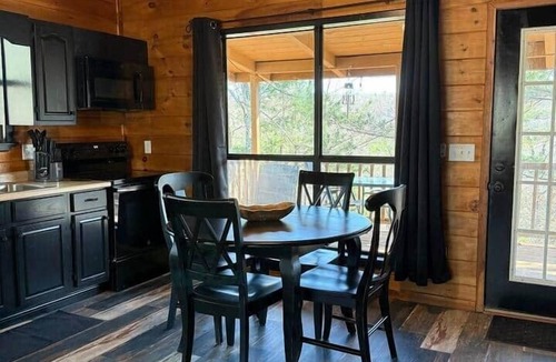 Board Camp House | Top the hill and chill!