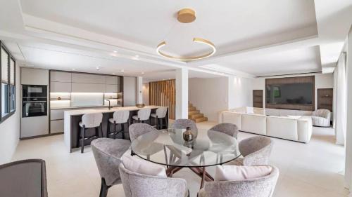 Golfe Juan Villa | Top Villa Horizons Luxury